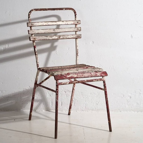 Antique red and white terrace chairs (c.1920). Set of 4 pieces – Garden chairs, Wood, Iron (photo 31 of 40)