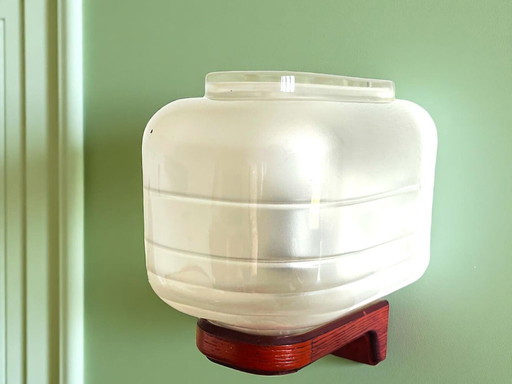 Wandarmatuur van glas en hout voor badkamer of gang 1990