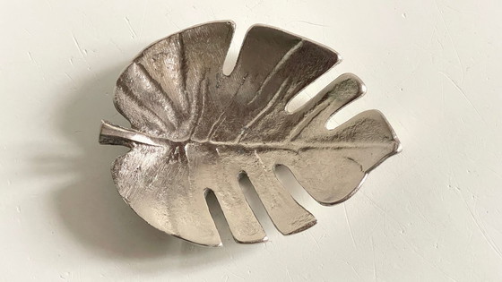 Image 1 of VIDE Poche Forme FEUILLE en Métal