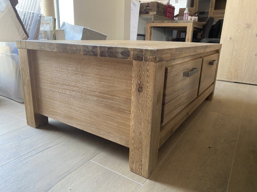 Table basse en acacia massif (120x75x45)