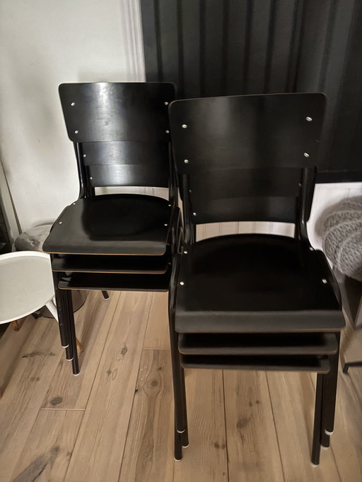 Zuiver back to school eettafel stoelen 6 stuks