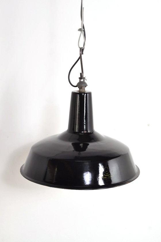Ensemble de Lampes Industrielles Reluma, années 1940 – Suspensions, Metal (photo 5 of 10)