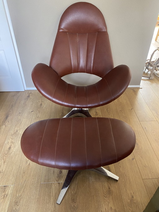 Vintage swivel armchair Enrico Walles for Romefa 1960