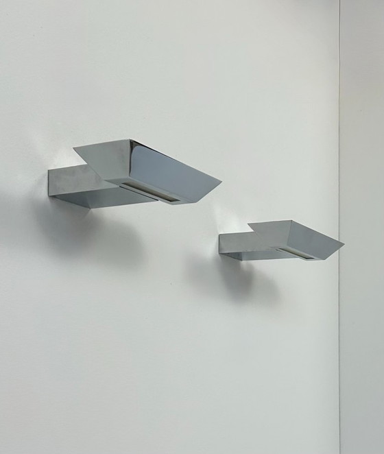 Image 1 of Een paar vintage wandlampen, chroom en mat glas, Frankrijk, 1980