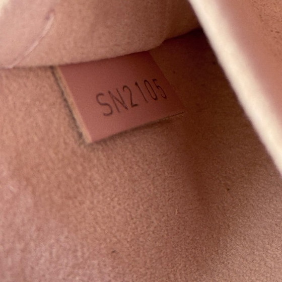 Louis Vuitton Alma BB – Crossbody bags, Calfskin (photo 13 of 13)