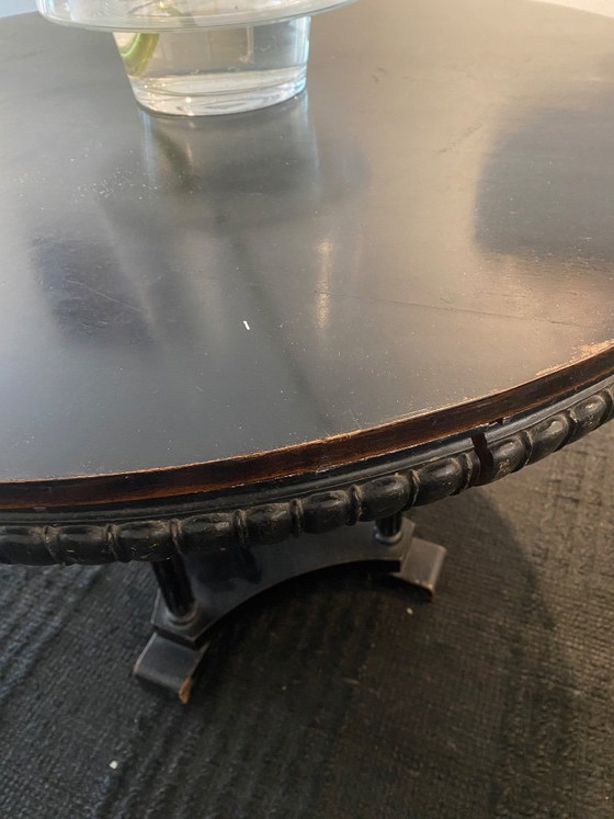 Image 1 of Klassieke zwarte houten tafel 