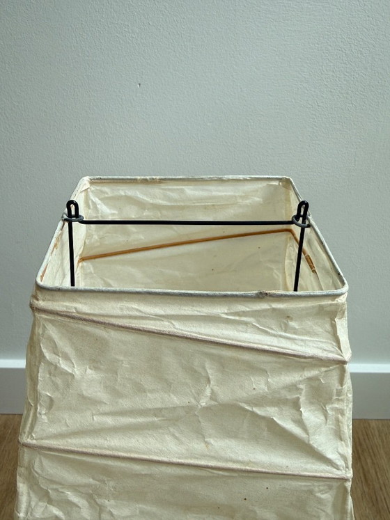 Image 1 of Pair of vintage Isamu Noguchi Akari 4N table lamps with original WB Form box