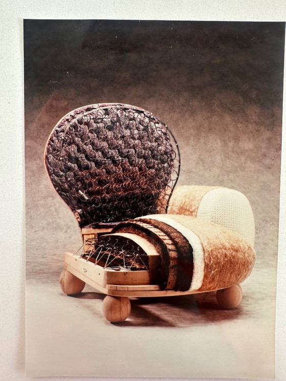 Image 1 of Mobiliario de asientos exclusivo de la colección E/S. Diseño de Matteo Thun, 1990.