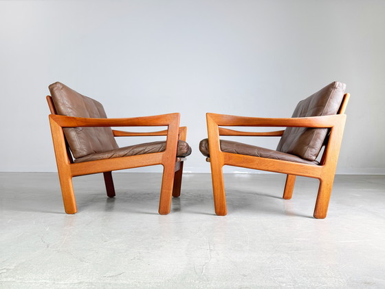 Image 1 of 2X Mid Century fauteuil Niels Eilersen Illum Wikkelsø Fauteuil Teak