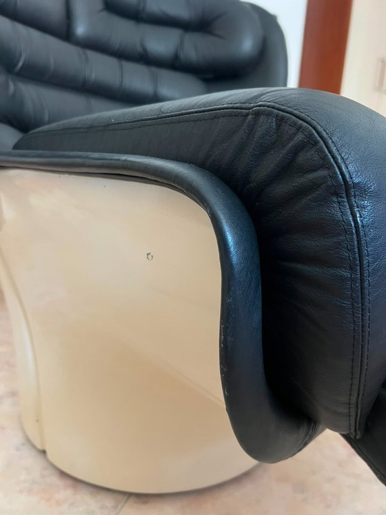 Image 1 of Elda armchair by Joe Colombo, produced by Comfort Longhi