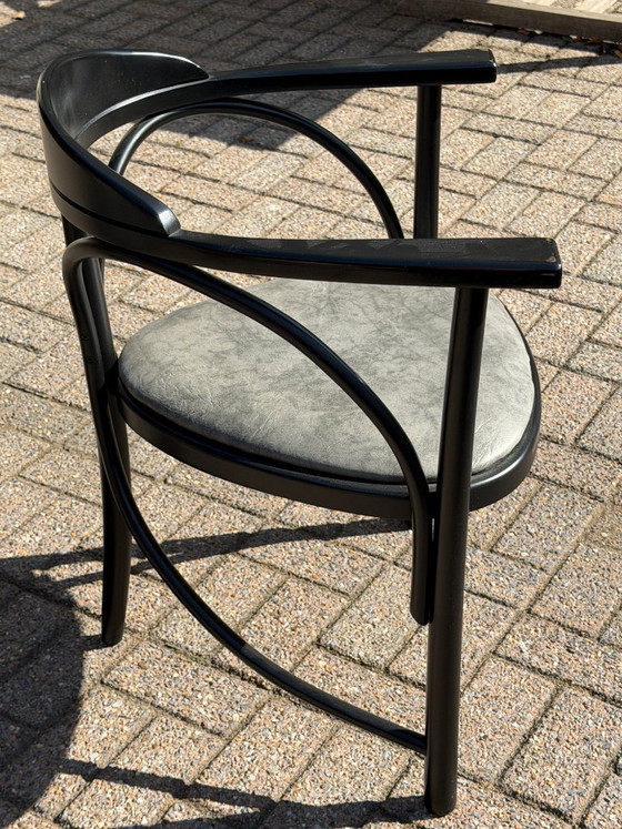 Set of 4 Thonet Triangle armchairs model 87 – Dining chairs, Skai, Wood (photo 11 of 11)
