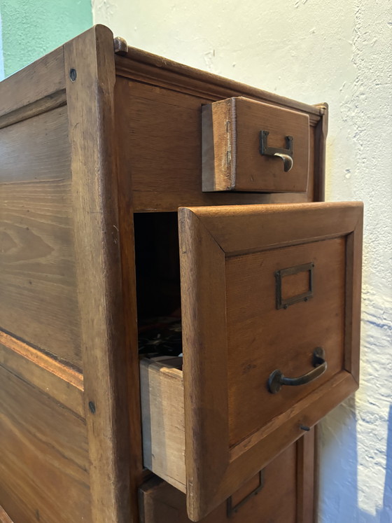 Vintage Filing Cabinet Art Deco/Early Industrial - 1920s – Metal, Wood (photo 13 of 14)