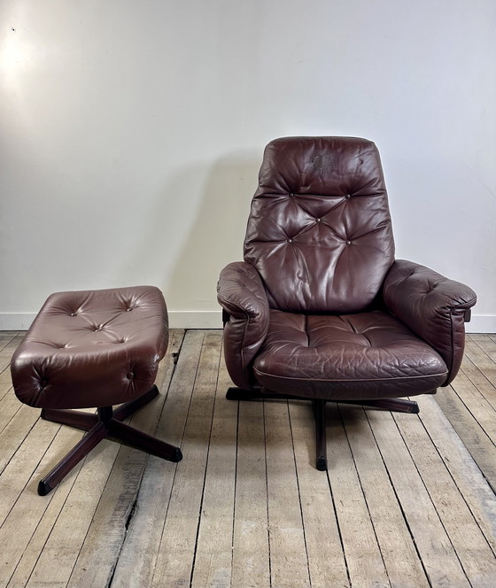 Image 1 of Leren fauteuil en voetenbank van GÖTE MÖBLER Zweden 1960