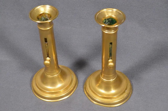Paar 19e-eeuwse Franse messing push-up kandelaars, circa 1880 – Kandelaars en kaarsen, Brass (photo 4 of 9)