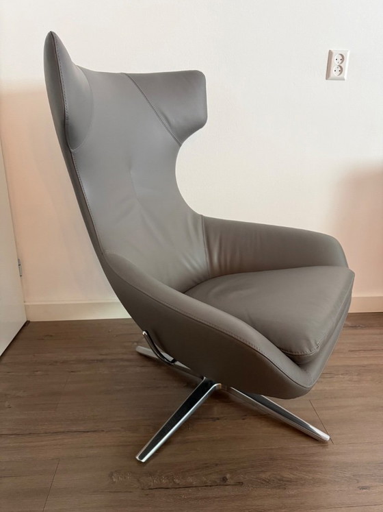 Leolux Caruzzo Plus, seulement 4 mois. Vendu suite à un déménagement. – Fauteuils, Leather, Aluminium (photo 3 of 12)