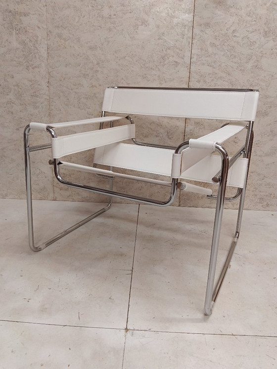 KNOLL Studio Poltrona WASSILY B3 NUOVA, in Cuoio Bianco – Poltrone, Leather (photo 58 of 83)