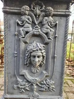 Grote antieke gietijzeren plantenbakken op sokkel jardinière, Zwart, Vintage (foto 11 van 14)