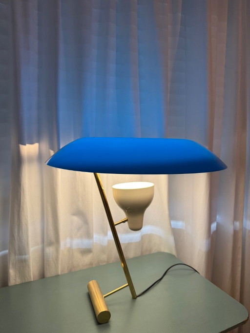 Astep design lamp