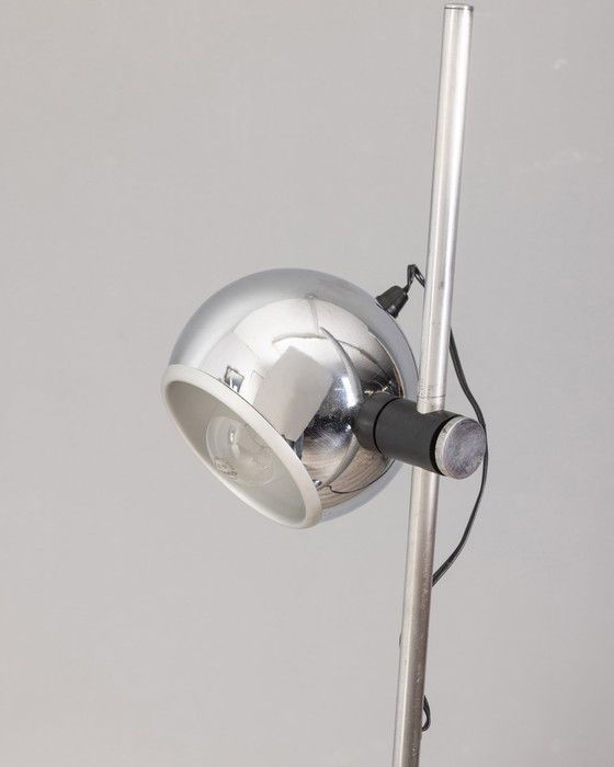 Image 1 of Vintage 70s vloerlamp chroom metaal ontwerp Goffredo Reggiani