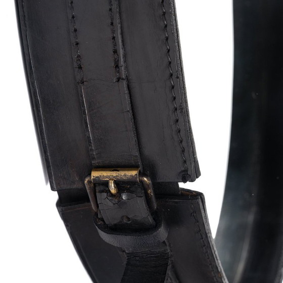 Lederriemen Spiegel zugeschrieben an Jacques Adnet, Frankreich, 1950er Jahre – Glass, Leather (photo 5 of 7)