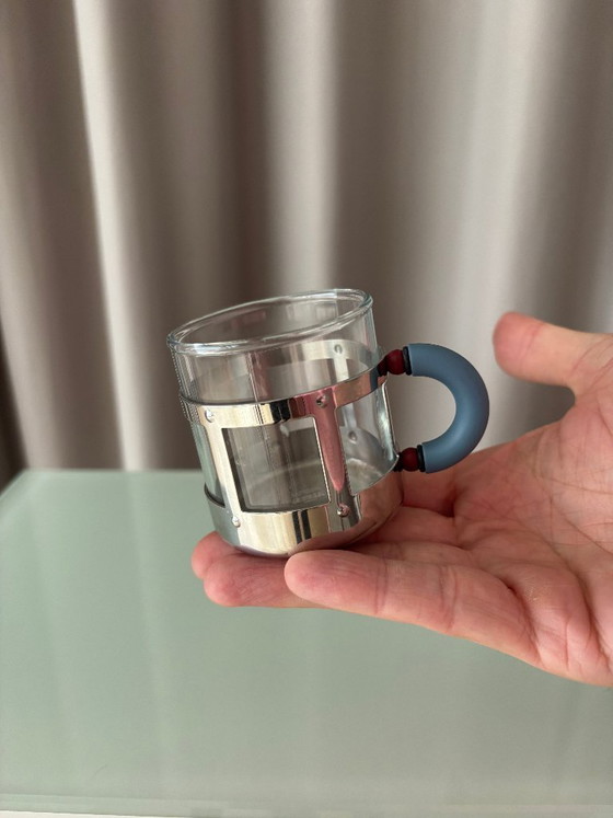 Tasse Alessi avec support métallique et anse grise, Accessoires de cuisine, Verre, Transparent (photo 4 sur 6)