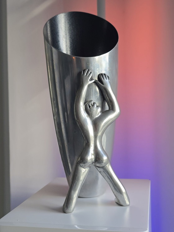 Vaso Design Originale Carrol Boyes - Large Leaning Man (35 cm) - Alluminio, Vasi, Argentato (foto 5 di 11)