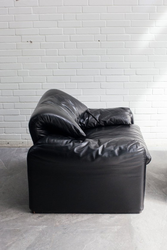Image 1 of Poltrone Maralunga in pelle nera di Vico Magistretti per Cassina, 1973