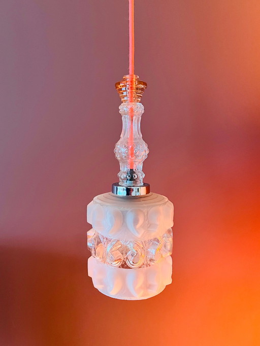 Lampe suspendue en perle blanche