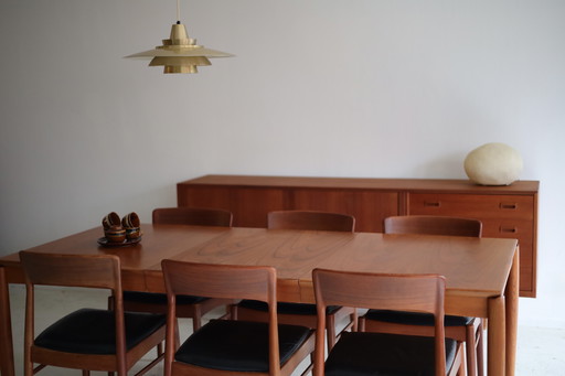 Set van 6 eetkamerstoelen, Henning Kjaernulf