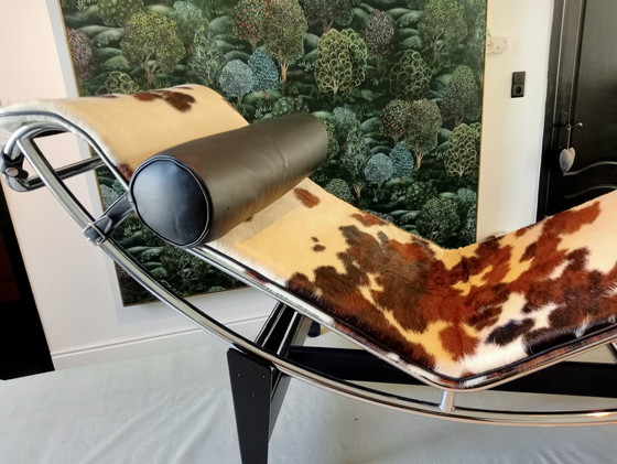 Image 1 of Vintage Lc4 ligstoel Cassina Le Corbusier