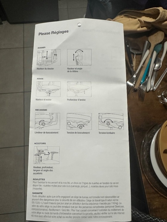 Image 1 of Steelcase Please Air Ergonomische Bureaustoel – Gloednieuwe staat