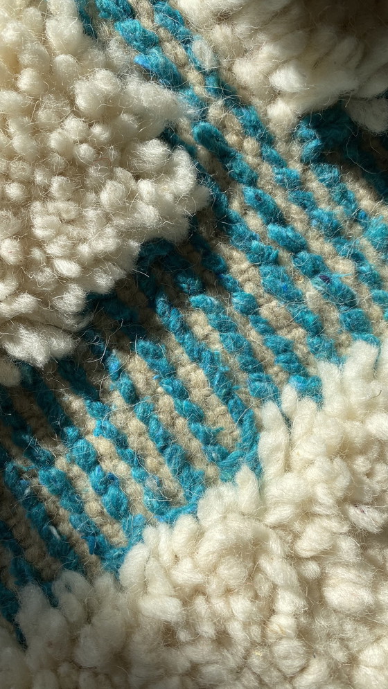 Image 1 of Authentic Berber Carpet from the Atlas Mountains – Handmade Story of Moroccan Tradition (284 X 198 Cm)