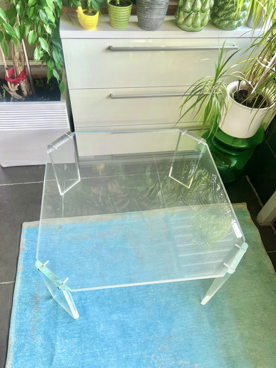 Mesa de centro octogonal de plexiglás de 80 cm, estilo Bauhaus de la era espacial de los años 70, fabricada (photo 7 of 8)