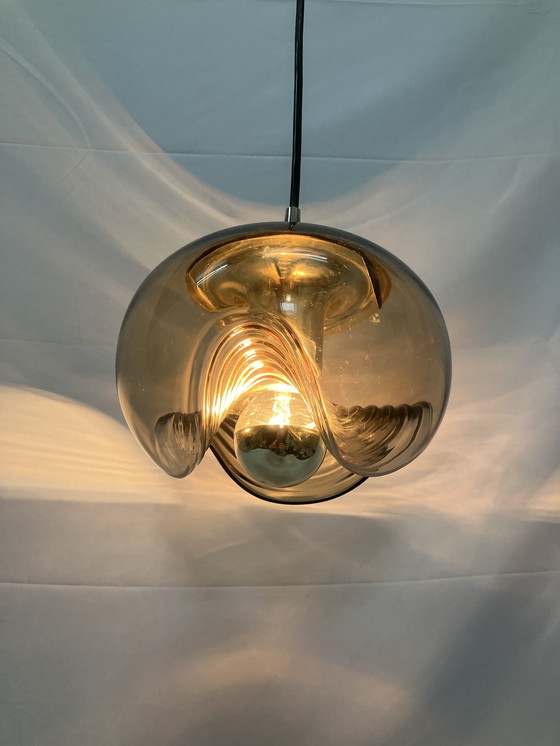 Image 1 of Suspension Vintage Futura Wave de Peill & Putzler en verre fumé