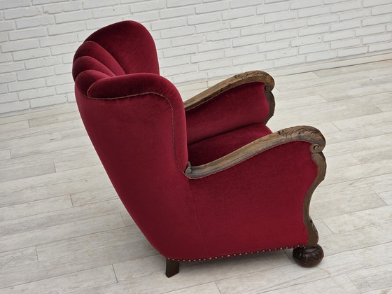 Image 1 of Chaise relax danoise des années 1960, velours de meuble rouge cerise, bois de chêne