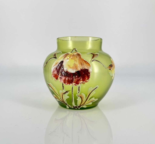 Rare vase en verre Art nouveau avec peinture émaillée noble