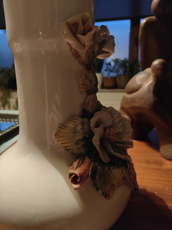 Image 1 of Große italienische Bassano-Vase – handgefertigt – florales Relief – 37,5 cm