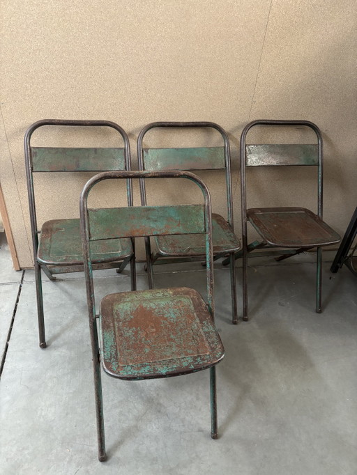 Vintage Brocante Metallklappstühle / Stühle