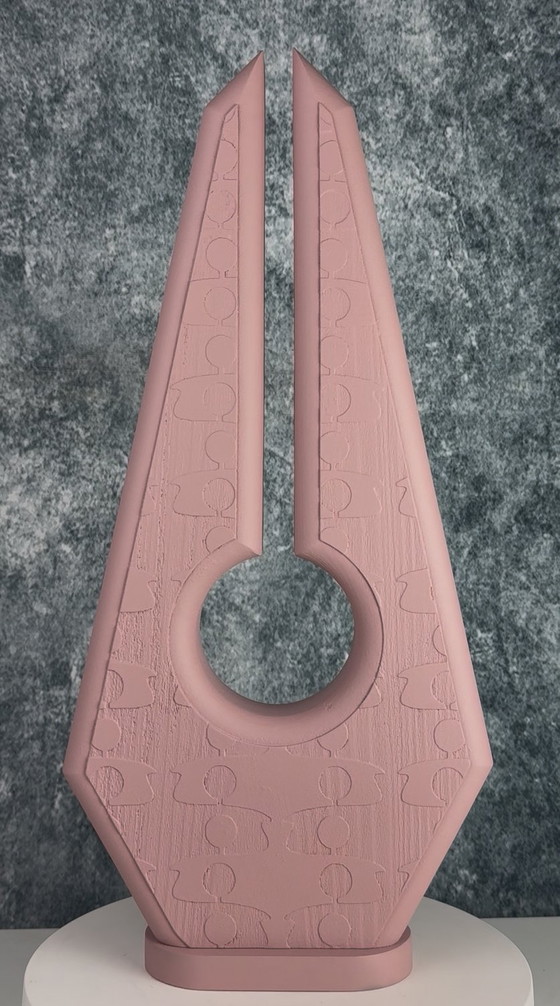 Image 1 of Escultura Echo Fork Terra Rosea de Rotan Hunt