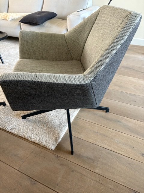 Zuiver Swivel armchair Uncle Jesse with matching hocker
