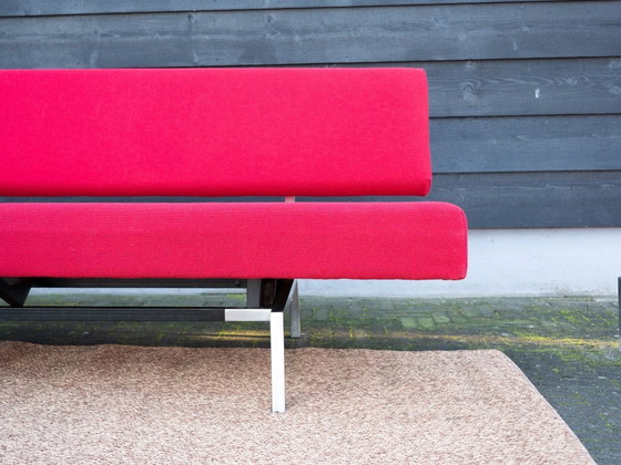 Image 1 of Martin Visser slaapbank | Design bank rood | Spectrum