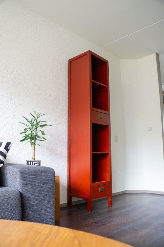 Image 1 of Originaler, handgefertigter chinesischer Schrank.