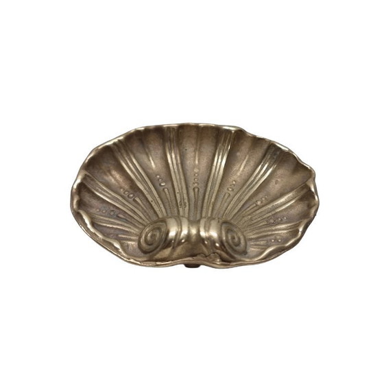 Image 1 of Ciotola in ottone a forma di conchiglia di metà secolo