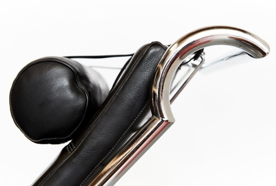 Image 1 of Chaise longue e pouf "Genni" di Gabriele Mucchi per Zanotta