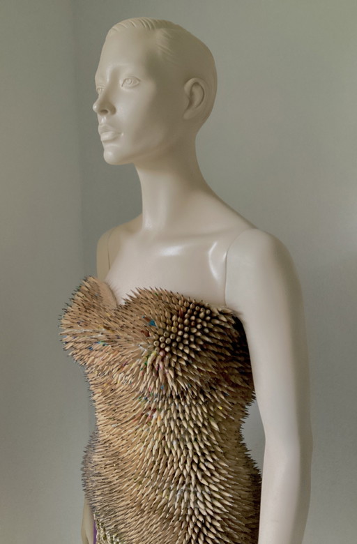 Beautiful doll covered with 6,000 pieces of pencil