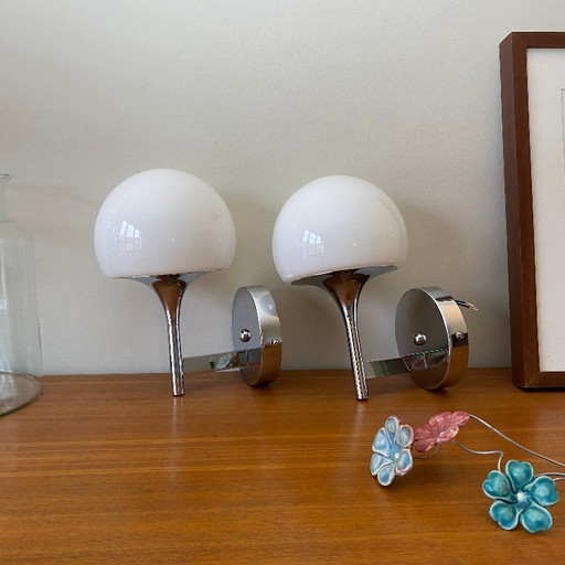 Pair of Sciolari 1970s wall sconces in chromed metal with white opaline glass globes