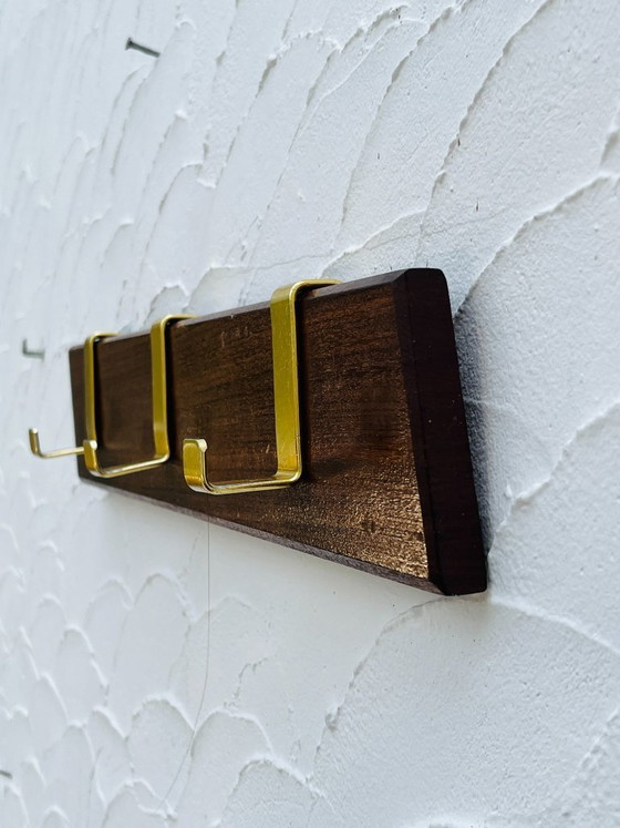 Image 1 of Porte manteau vintage bois et laiton 3 patères années 60