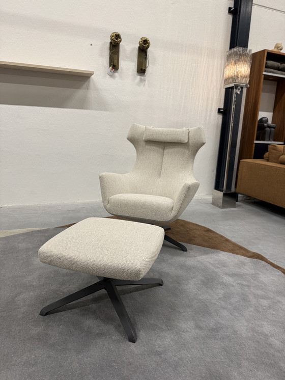 Image 1 of Diseño en Stock Sillón Nosto Relax con otomana Monza