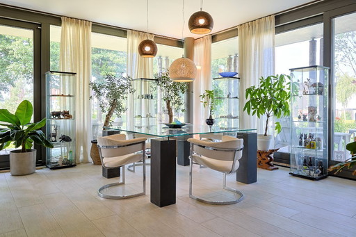 Table en verre Roche Bobois 160x160 cm