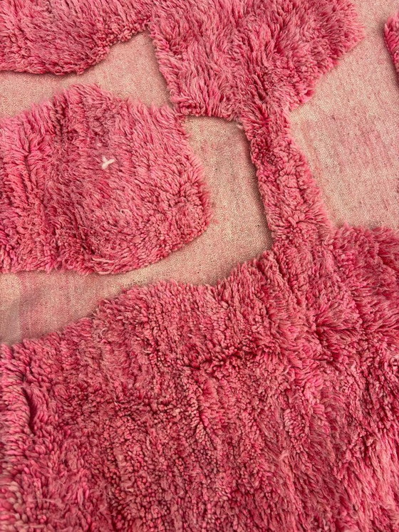 Image 1 of Roze Marokkaans wollen vloerkleed 200x320 cm - Handgeweven boho vloerkleed met geometrisch patroon